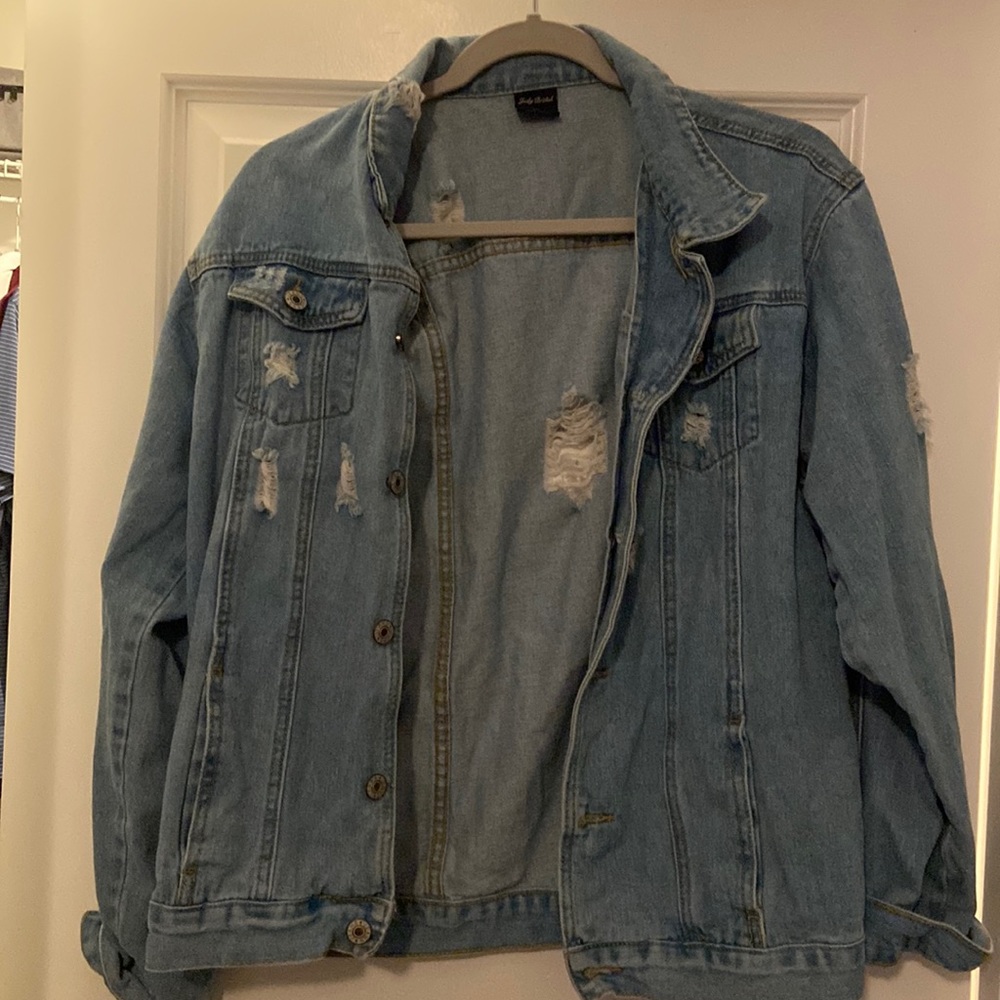Judy Bridal Jean Jacket Ripped with Front Button Pockets Women’s Large